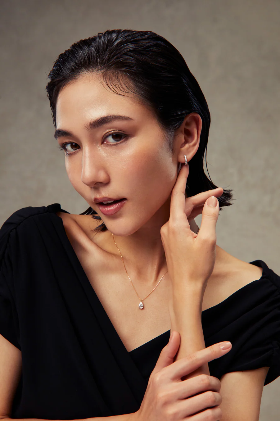 Diamond Hoops White Gold - Image 3