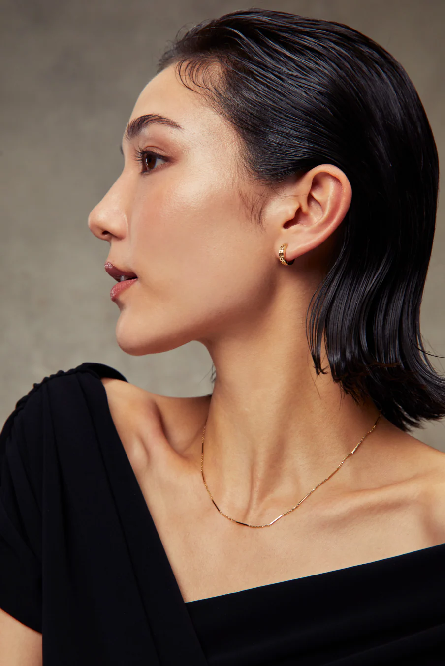 Gold Facet Hoops White Gold - Image 4